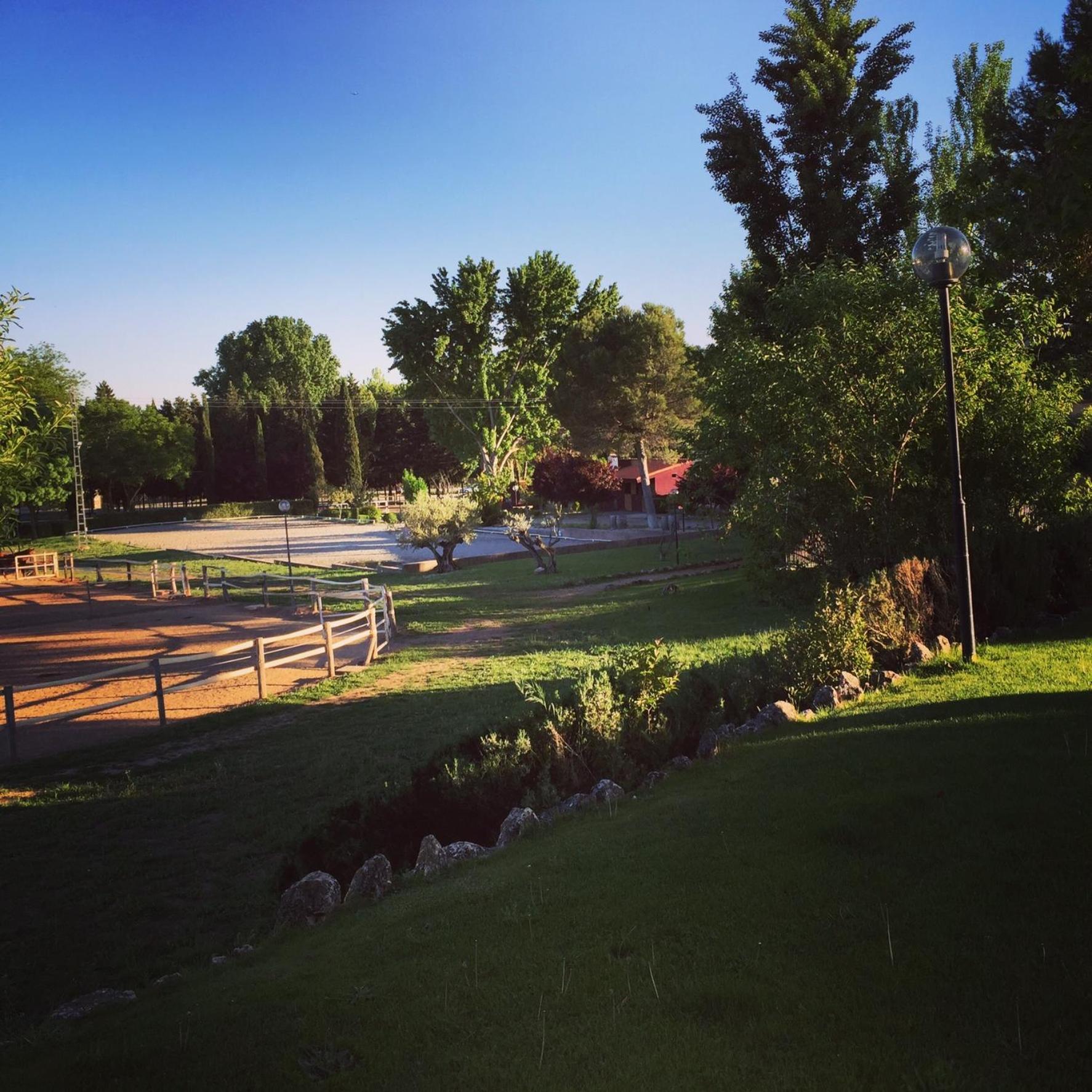Bungalow Golosina Torrelaguna Zewnętrze zdjęcie